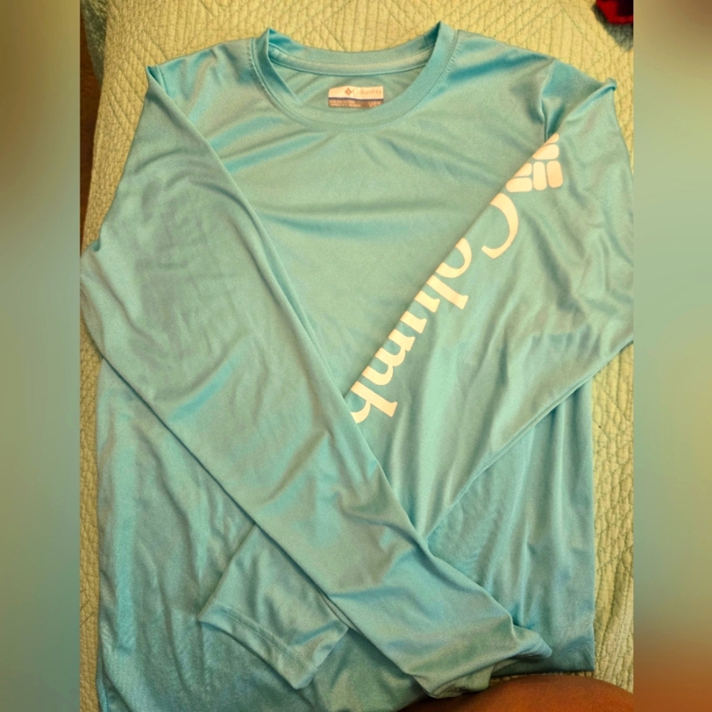 Youth columbia swim shirt size large